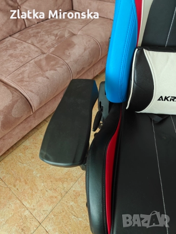 Геймърски стол AKRACING, снимка 5 - Столове - 52745724