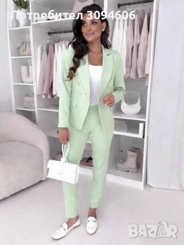 Дамски костюми 
