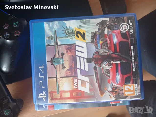 продавам PlayStation 4 pro с два джойстика захранващ кабел и няколко игри продажбата е поради ъпдейт, снимка 11 - PlayStation конзоли - 55949600