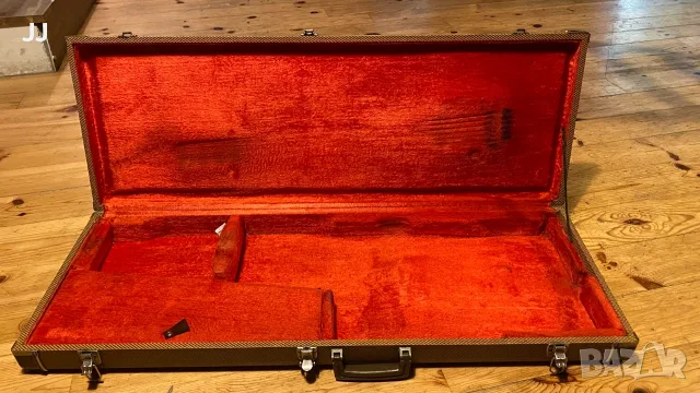 1980's Charvel Tweed Electric Guitar case, снимка 5 - Китари - 55967062