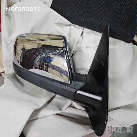 Дясно огледало Тойота Тундра, Toyota SEQUOIA , снимка 4 - Части - 53485813