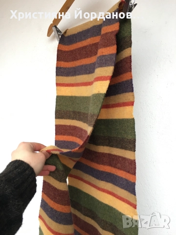 Gant мек шал 100% вълна, снимка 6 - Шалове - 52895859