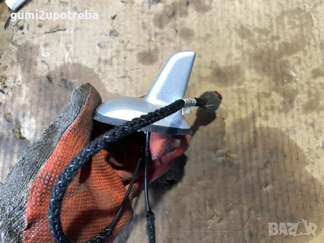 Антена с номер 059516 Z410 за Mercedes E class W211 V6 4matic Kombi OM64