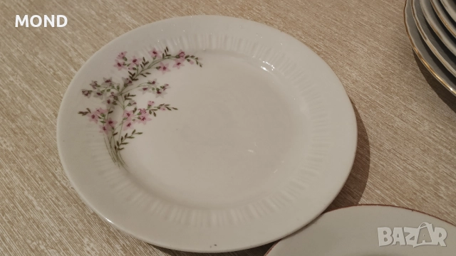 Български процелан - комплект чинии, снимка 15 - Чинии - 52866145