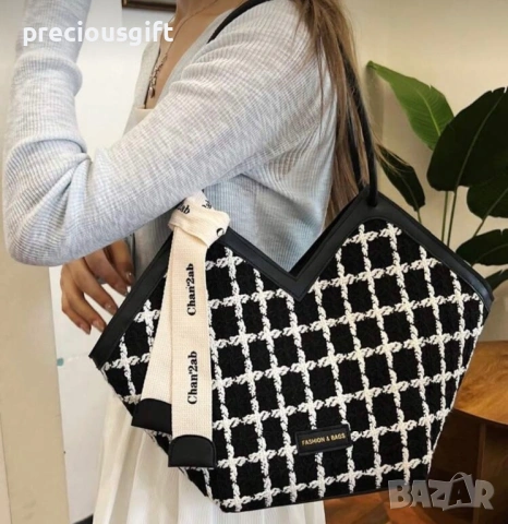 Голяма дамска черна чанта, снимка 2 - Чанти - 53801757