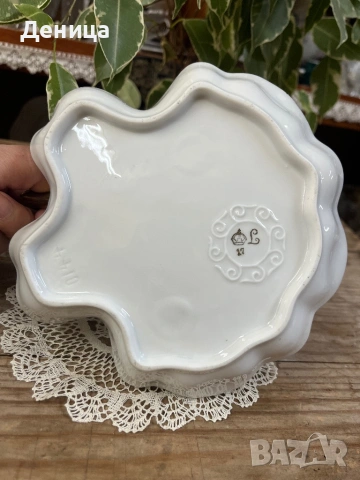 Rosenthal  личен  модел на основателя на компанията — Филип Розентал. , снимка 17 - Вази - 53776258