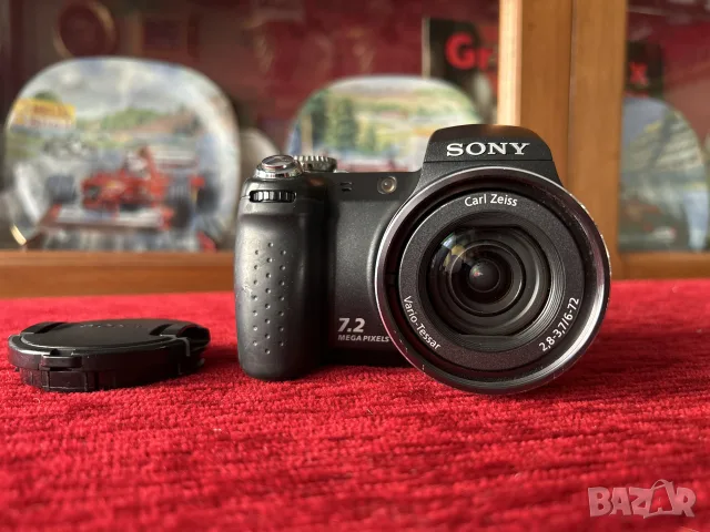 Sony Cyber-shot DSC-H5