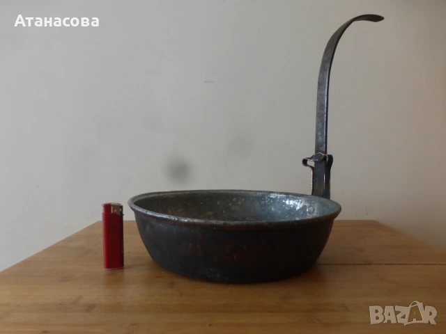 Стар меден тиган с надпис 1933 г, снимка 2 - Антикварни и старинни предмети - 53735868