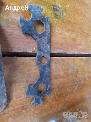 Стар вело ключ,вело ключове #2, снимка 2 - Антикварни и старинни предмети - 42049354