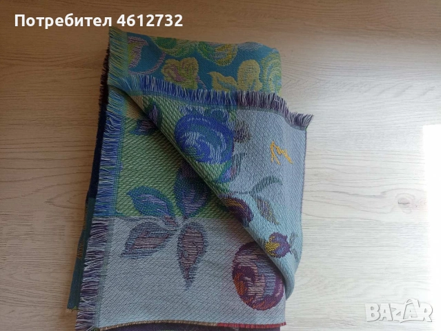 Дамски шал Kenzo, снимка 5 - Шалове - 53680348