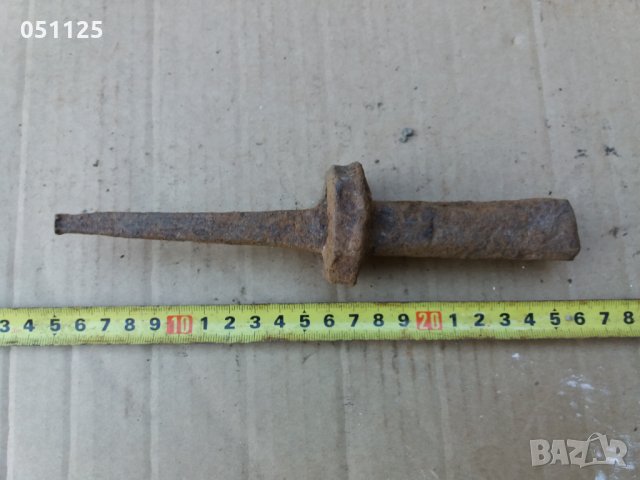 възрожденска подвижна наковалня за кепане на коси , снимка 11 - Антикварни и старинни предмети - 35908000