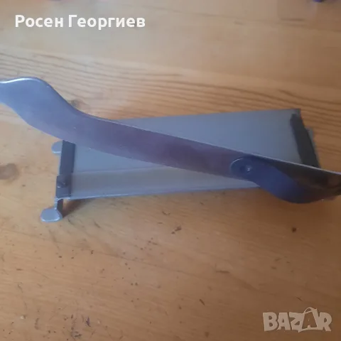 продавам гилотина фотографска 