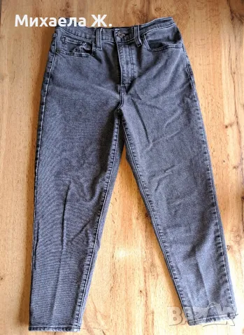 Сиви еластични дънки Levi's mom fit, снимка 2 - Дънки - 49449118