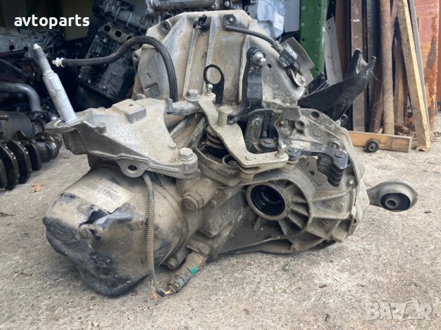 Renault clio 4 2015година 1.5dci 5скорости Скоростна кутия , снимка 4 - Части - 41469887