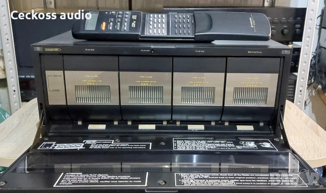 Сд плеър/чейнджър PIONEER PD-F100E с дистанционно , снимка 2 - Ресийвъри, усилватели, смесителни пултове - 53810506