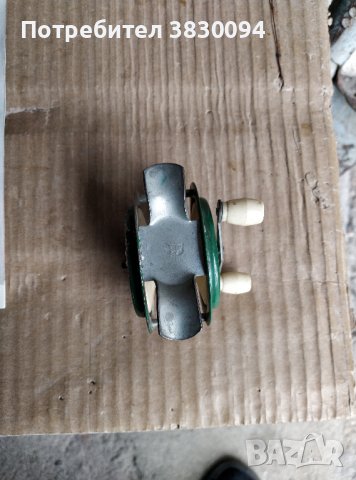 Стара риболовна макара, снимка 2 - Въдици - 42268113