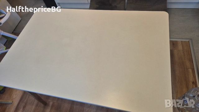 Маса с 4 стола 