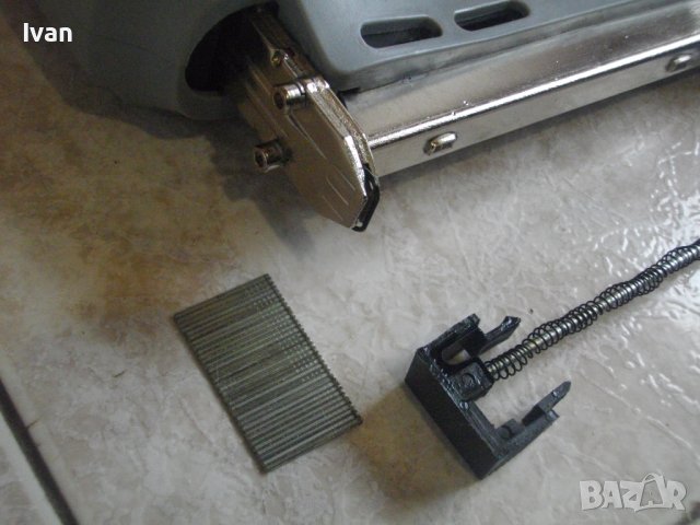 15-32мм Консумативи-Немски Комбиниран Голям Ел.Такер-Top Craft TET25/32B-Като Нов-ОТЛИЧЕН, снимка 4 - Други инструменти - 40353861