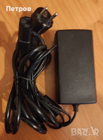 Захранващ адаптер 12V/3A - Комплект със захранващ кабел