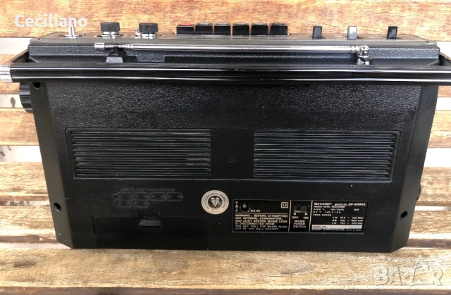 SHARP GF 8080E(Japan)  Работещ !, снимка 4 - Радиокасетофони, транзистори - 53723879