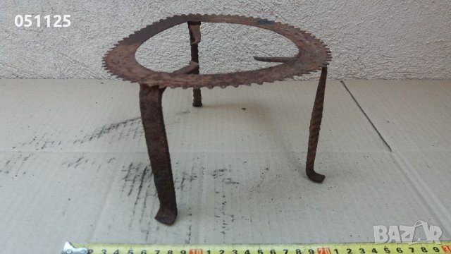 стара кована пиростия