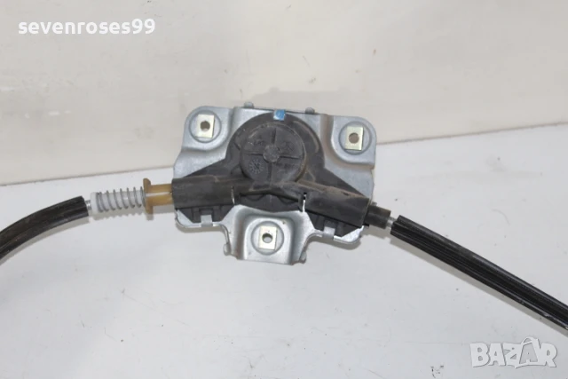 Машинка стъкло ръчна задна лява Рено Меган Сценик 1998 1.6i Renault Megane Scenic, снимка 6 - Части - 51219596