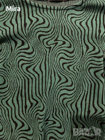 Stradivarius кроп топ, снимка 7 - Блузи с дълъг ръкав и пуловери - 42537520