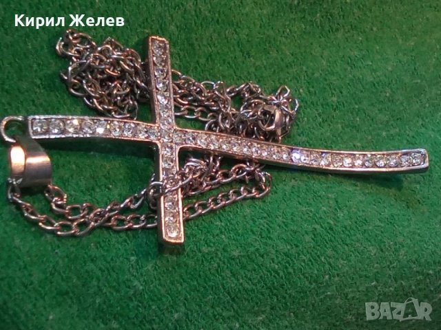 КРАСИВ ФЕШЪН АРТ СРЕБРИСТ МЕДАЛЬОН - КРЪСТ с КРИСТАЛИ и ВЕРИЖКА 27902, снимка 2 - Колиета, медальони, синджири - 37115076