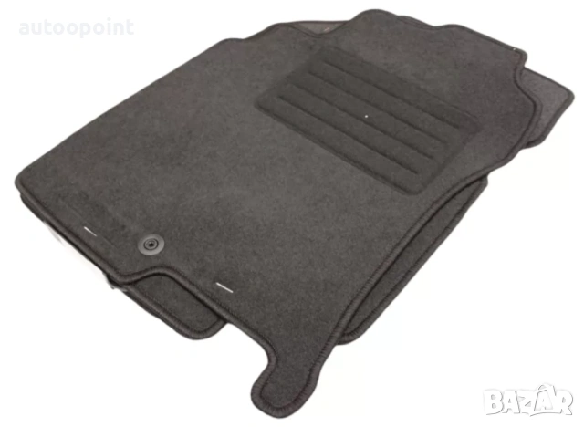 Мокетни стелки за NISSAN X-Trail T30 (2001-2007) Petex