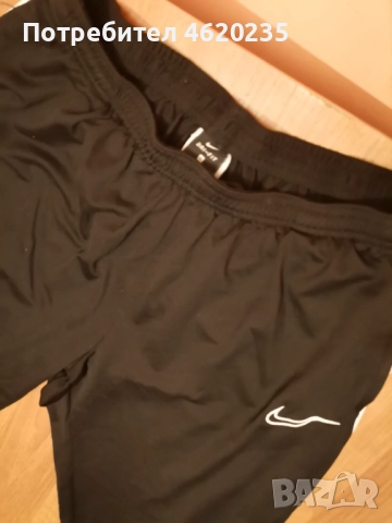 Долнище Nike размери M, L , снимка 4 - Спортни дрехи, екипи - 52031398