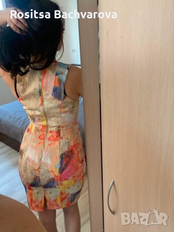 Шарена рокля H&M, М размер, снимка 3 - Рокли - 35985523