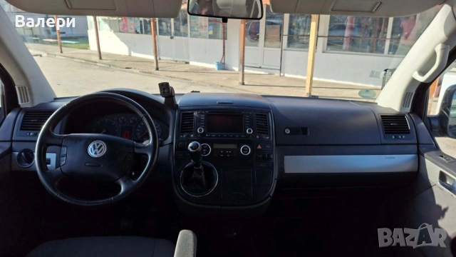 VW T5 MULTIVAN - 170hp, снимка 10 - Бусове и автобуси - 53708938