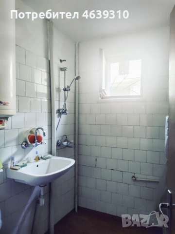 Продавам първи, долен жилищен етаж от двуетажна масивна жилищна сграда, снимка 11 - Етаж от къща - 53281385