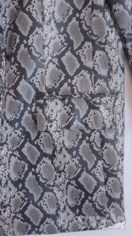 Сако от еко кожа , снимка 7 - Сака - 51945395