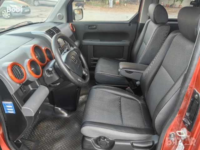 Honda Element 2.4i 4x4, снимка 9 - Автомобили и джипове - 45707910