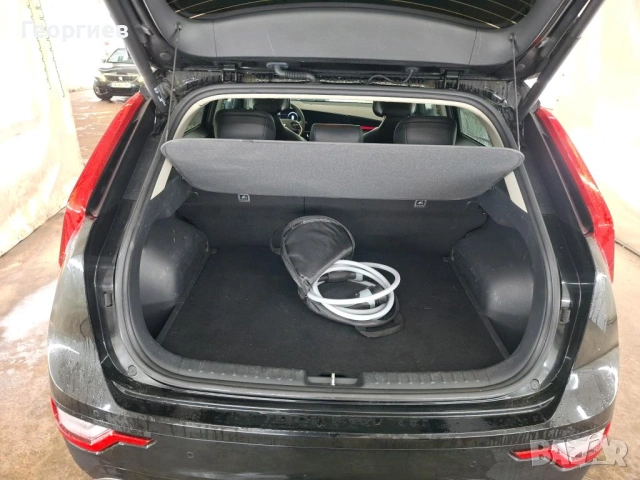 KIA Niro PREMIUM 64kWh 204PS full electric, снимка 11 - Автомобили и джипове - 53599041