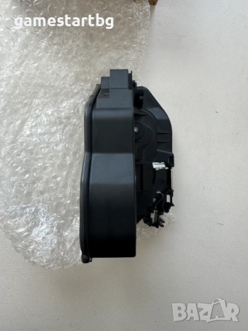 Заключващ механизъм на лява врата BMW e90/e91/e81/e87, снимка 4 - Части - 53615750