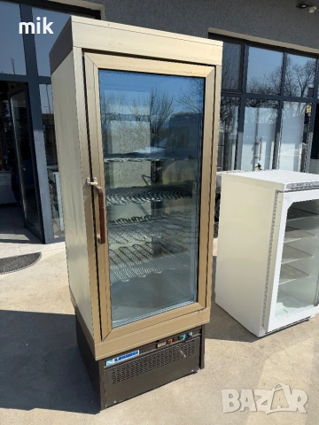 Минусова хладилна витрина с 2 стъклени страни, снимка 9 - Витрини - 53744528