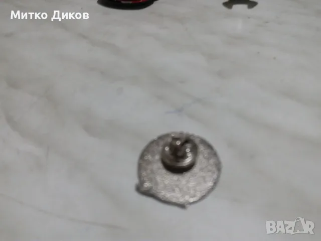 Значка с перце на винт емайл на Париж Айфеловата кула нова, снимка 2 - Колекции - 55735425