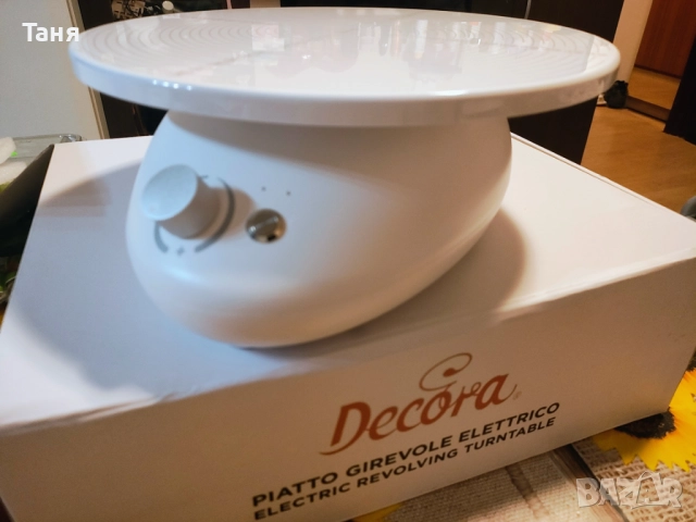 Електрическа стойка за торта - нова