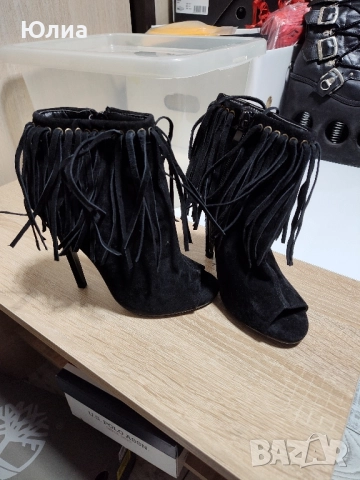 Обувки и боти 34 н.стелка 22 см.