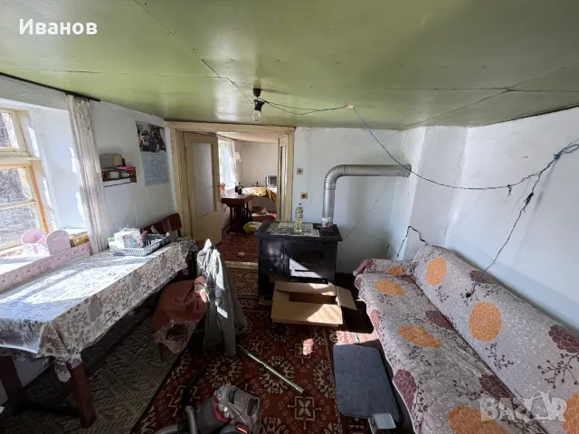 Къща с двор и селскостопански постройки, снимка 5 - Къщи - 49083513