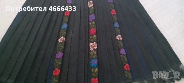 Вълнен бръчник от народна носия, снимка 3 - Антикварни и старинни предмети - 53847742