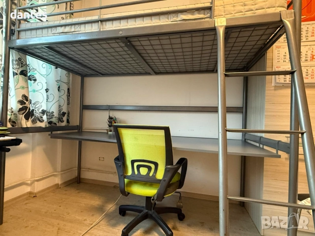 Двуетажно легло IKEA с бюро, включен матрак., снимка 5 - Спални и легла - 52385128