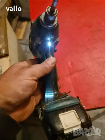    Безчетков винтоверт  импакт Макита BTD 129 18v, снимка 5 - Винтоверти - 49915232