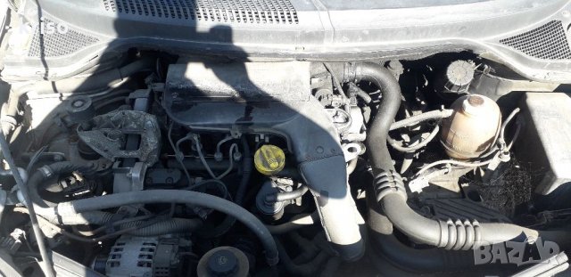 Продавам на части рено меган сценик 2000г 1.9 dci много запазен автомобил, снимка 9 - Автомобили и джипове - 34538338