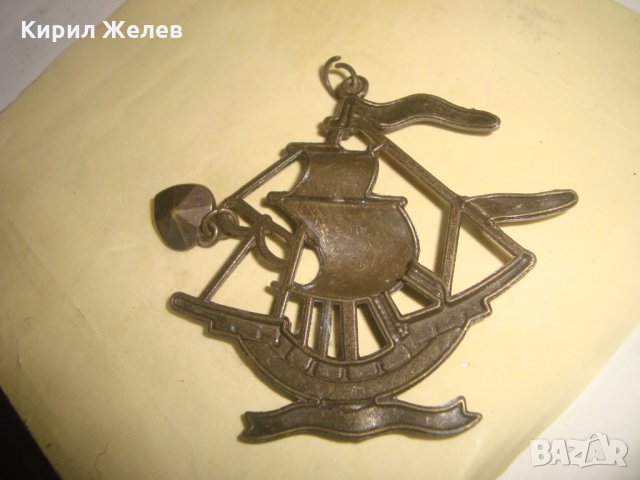 ПИРАТСКИ КОРАБ от МЕСИНГ АРТ ВИСУЛКА ВЕТРОХОД ШХУНА с ЕМАЙЛ 24424, снимка 5 - Колиета, медальони, синджири - 33962668