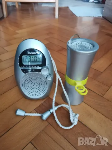 Влагозащитен радио часовник Tevion, снимка 1