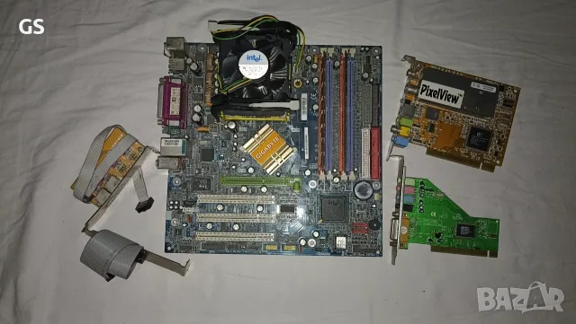 Продавам ретро лот от компютърни части Socket 478 – дъно, процесор, RAM и допълнителни карти