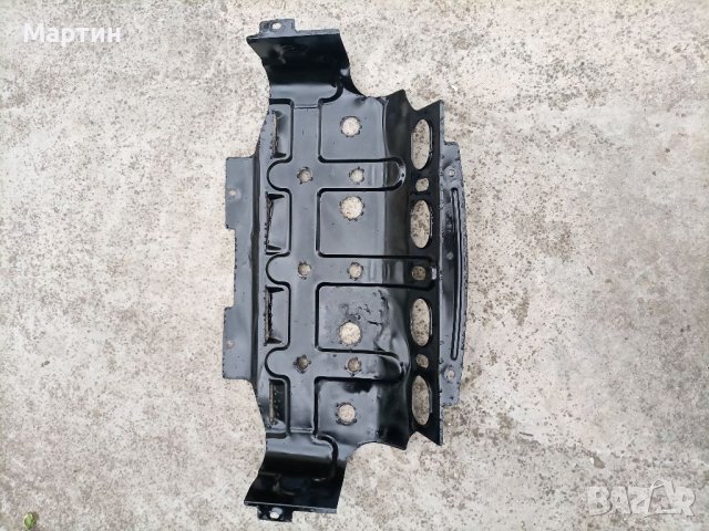 Кора под двигателя ( метална ) за Киа Соренто - дизел 2.5 CRDI  16 V - 140 к.с. , снимка 8 - Части - 41387651
